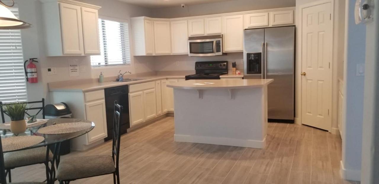 Phoenix Comfort Home Bnb Exteriör bild